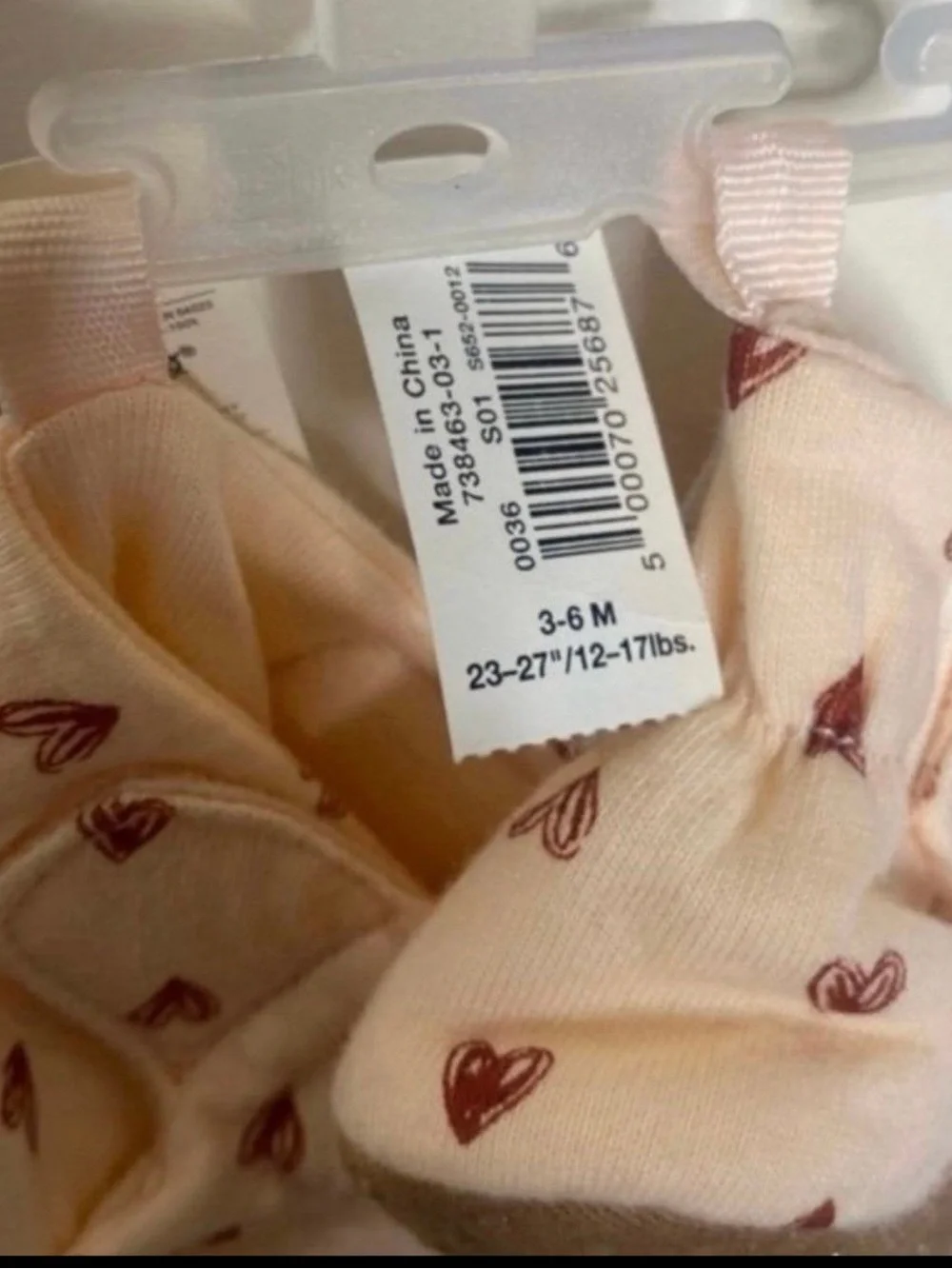 BNWT Old Navy Heart Printed Baby Booties 3-6M